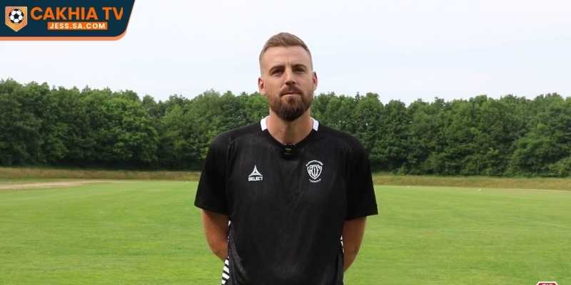 Top Cầu Thủ Cao Nhất Thế Giới - Lợi Thế Thể Hình Trong Bóng Đá 2 Tiền đạo có chiều cao khủng của Đan Mạch